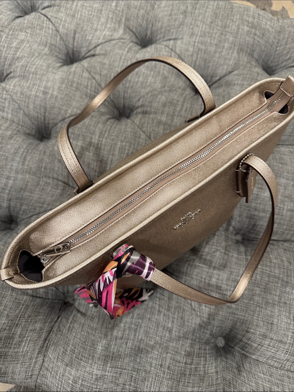 Coach Bag Metallic Champagne Gold Zip Top Tote - Picture 10 of 17